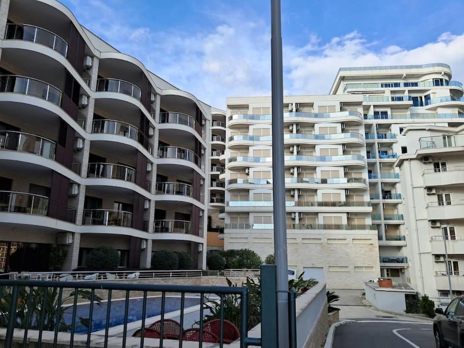 Holiday Home Apartment Budva Extérieur photo